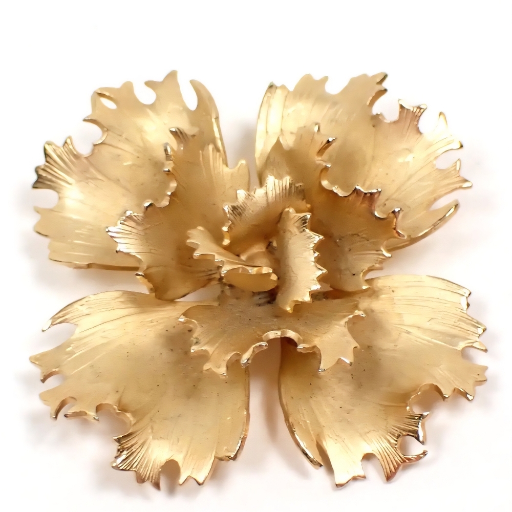 Vintage Giovanni Mate Chic Gold Floral Brooch